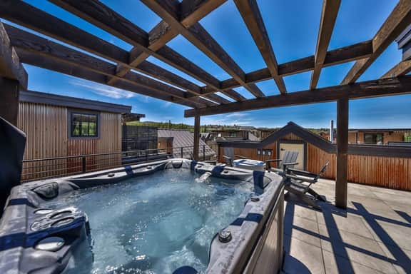Ramble Retreat I Downtown Winter Park w/Hot Tub - Image 2