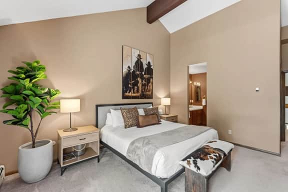 Eagle-Vail Home | 3BR | Hot Tub - Image 4