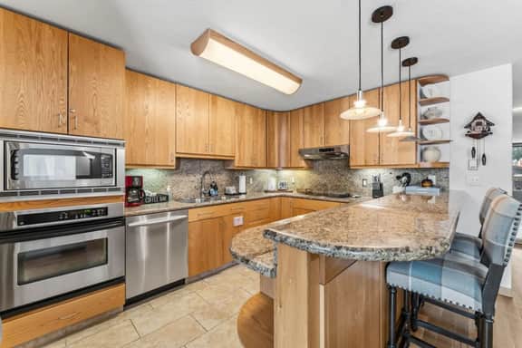 Vail Village Condo | Walk to Village & Slopes - Image 3