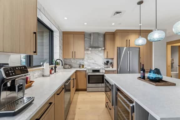 Luxury Condo w/ Resort Amenities, Walk to Gondola - Image 3