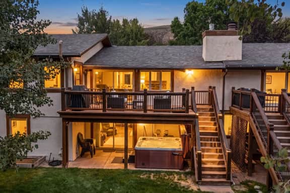 EagleVail Mountain Escape | Golf Views & Hot Tub - Image 4
