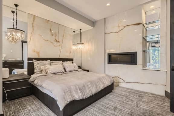 Spacious Morrison Retreat w/Yoga/Patio & fireplace - Image 2