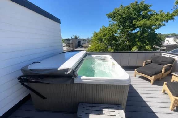 Modern Denver Retreat | Hot Tub | Rooftop Decks - Image 2