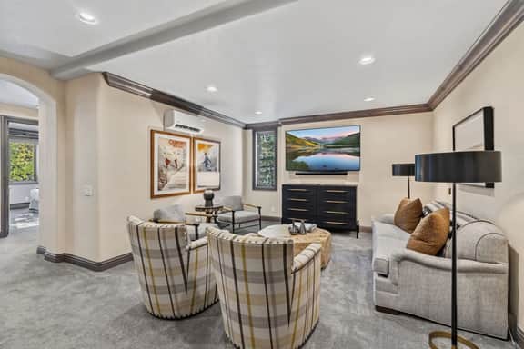 Beaver Creek Escape | Fireplace & Deck - Image 5