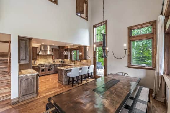 Spacious Vail Escape | Hot Tub, Patio & Bunk Rooms - Image 4