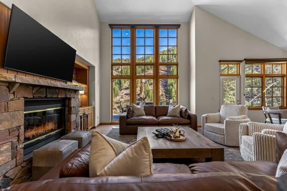 Spectacular views | Private Hot Tub | Sleeps 16 - Image 1
