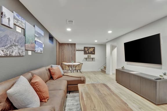 Brand New Arvada Guest Suite| Sauna | Fire Pit - Image 1