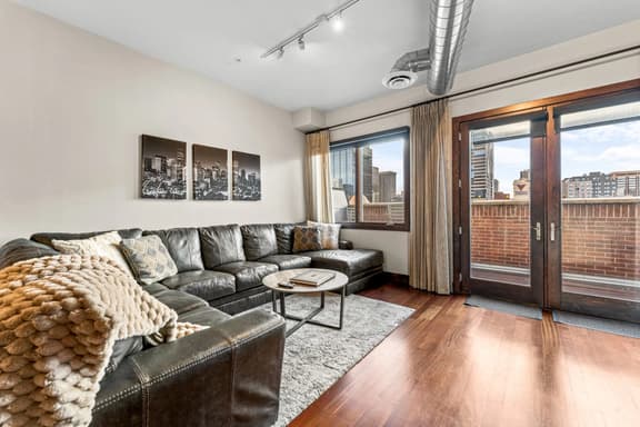 Chic Loft | Heart of RiNo | Walk to Everything - Image 1