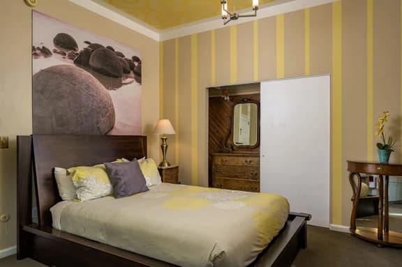 The Fountain Room - Queen Anne Bed & Breakfast - Image 1