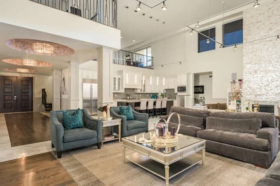 Ultra Luxury Loft I Fireplace I Rooftop I RiNo - Image 1