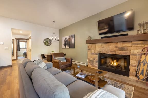 Newly Renovated EagleVail Condo | Walk to shuttle - Image 1