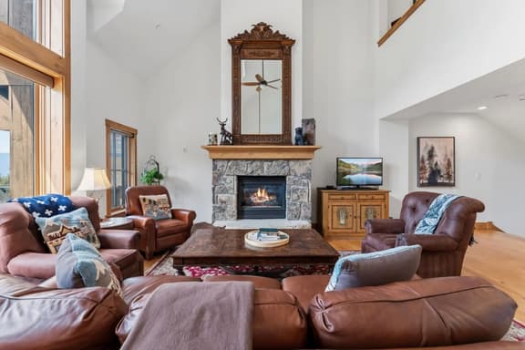 Villa Montane | Ski In Ski Out & Walk to Village - Image 1