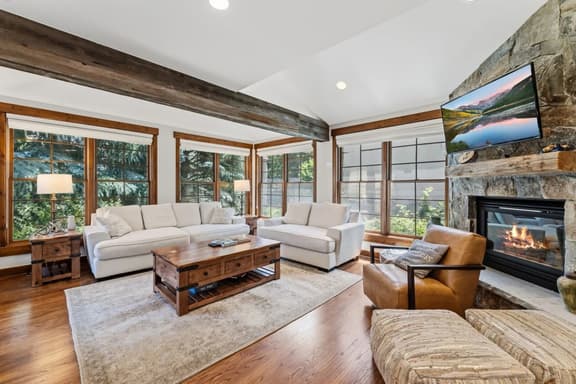 Riverside Gem: Hot Tub | 3 Min to Beaver Creek - Image 1