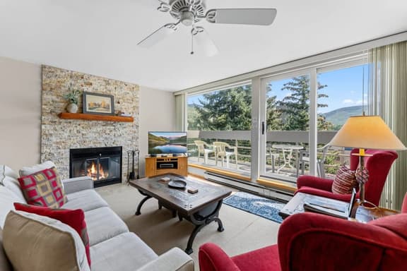 Central Condo W/ Resort Amenities I Pool + Hot Tub - Image 1
