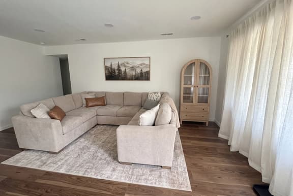 Cozy Condo Escape | Work, Unwind, Repeat - Image 1